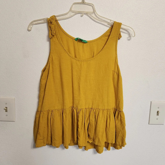 Yellow Dip tank top size medium - Picture 9 of 10